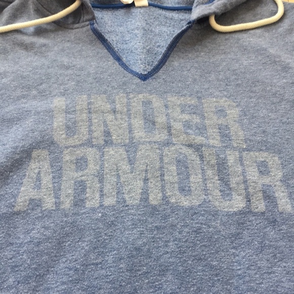 Under Armour Sweatshirt - Picture 2 of 6